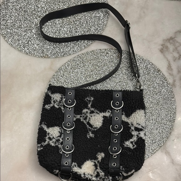 Dolls Kill Handbags - Dollskill  widow skull bag